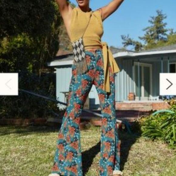 NWT Free People Can't Take My Eyes Off You Floral Pants - Picture 3 of 10